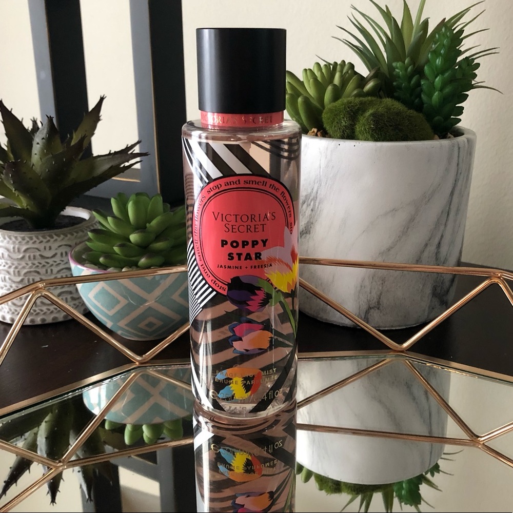 [NEW] Victoria’s Secret Fragrance Mist